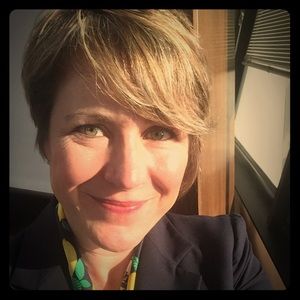 Meet your Posher, Carey